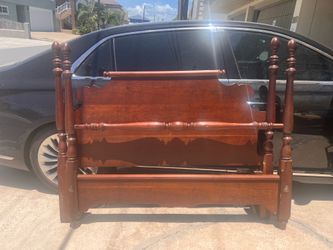 4 Post Queen Bed Set