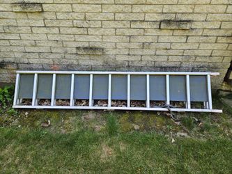 Tri fold aluminum ramp