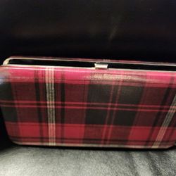 Plaid Wallet