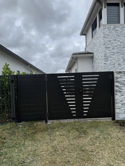Aluminum Railings, Mailbox, Gates And Fences. Pergolas. PVC, Durafence, Wood Fence 
