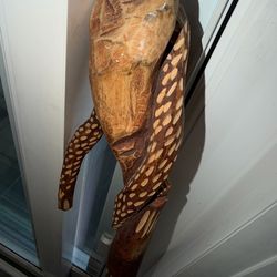 WOODEN WALKING STICK TRIBAL VIBE