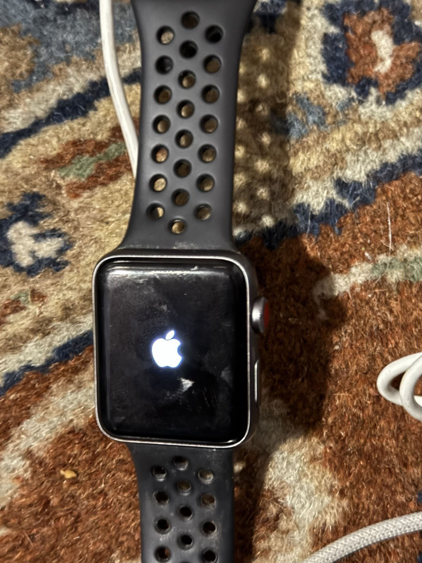 Nike + Apple Watch Series 3