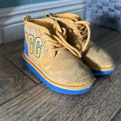 Ugh Boots Size 10 Kids