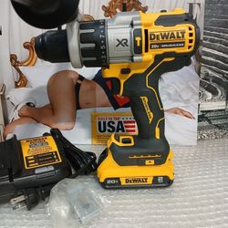 NEW DEWALT 20V XR 1/2 HAMMER DRILL DRIVER TOOL KIT 