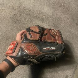 Rawlings Baseball Glove