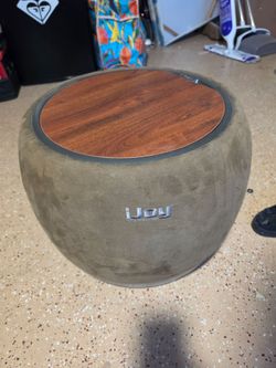 iJoy Round Ottoman Coffee Table – Wood Top