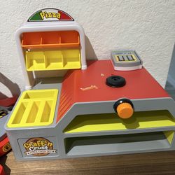 Toy Pizza Maker