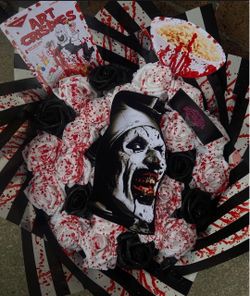 Terrifier Art the Clown Horror Bouquet Gift Set