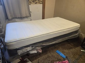 Twin Bed