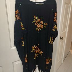 Island Planet Cover Up Like New One Size Back With Pretty Yellow Flowers 