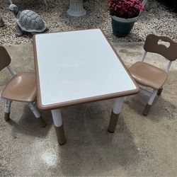 Kids table