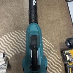 Makita Blower 36v