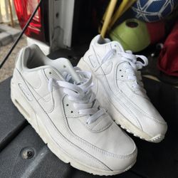 Nike Air Max Shoes Size 7y