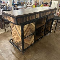 Industrial Pattern Hardwood Bar