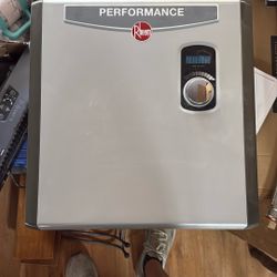 Rheem Tankless Hot Water Heater 