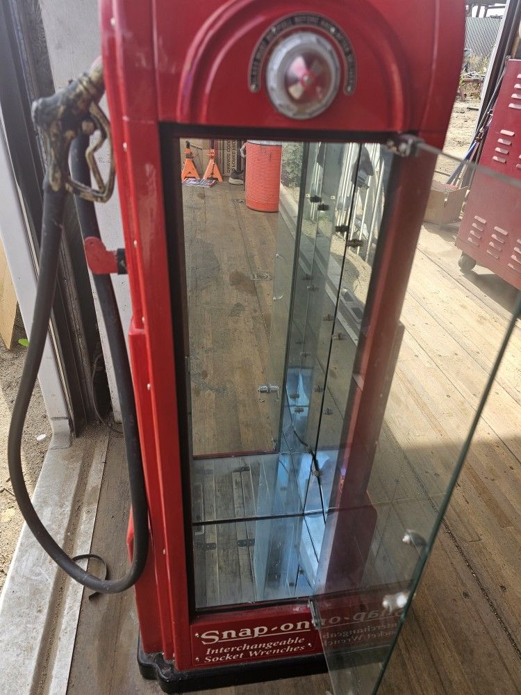 gas pump snap on for Sale in Arrowhed Farm, CA OfferUp