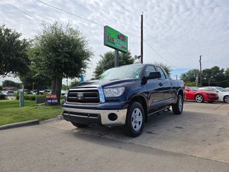 2011 Toyota Tundra SR5 Crew Cab Pickup 4-Door