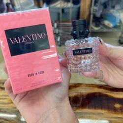 Donna Born In Roma Eau de Parfum with Bourbon Vanilla & Jasmine