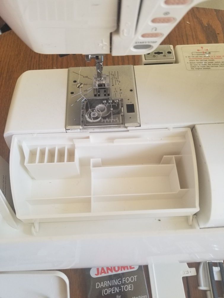 Janome Memory Craft 9000 for Sale in Huntington Beach, CA OfferUp