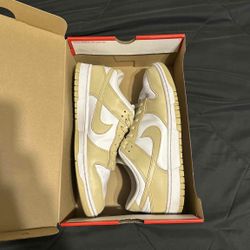 Men’s Nike Dunk Low ‘Team Gold’