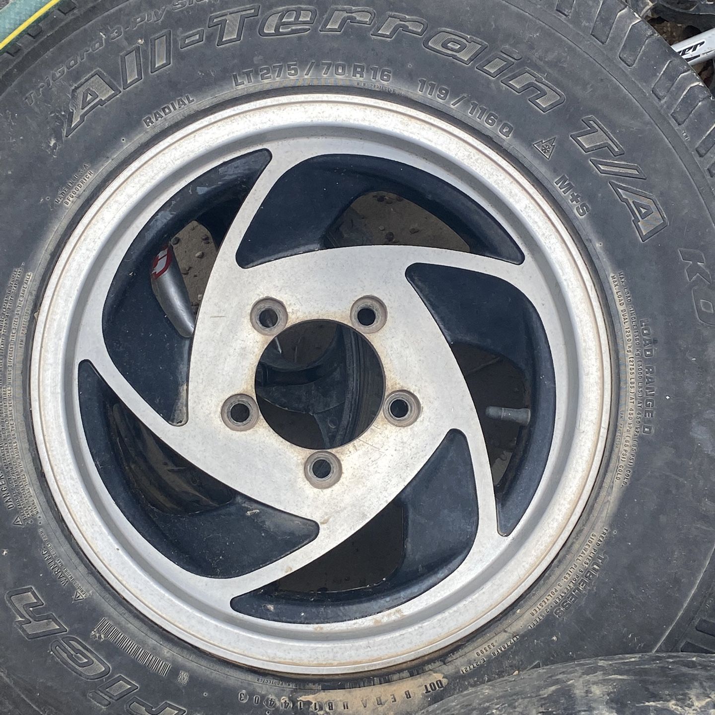 5 lug wheels