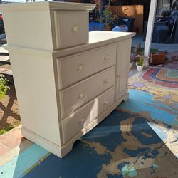 Baby Dresser/ Changing Table