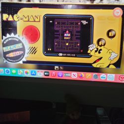 Pac Man Hand He'd Game 3 Games 