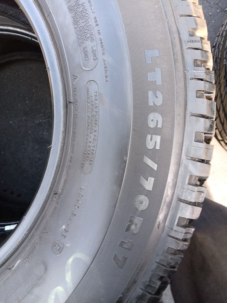 2 Llantas Lt 265 70 R17 Michelin Ltx