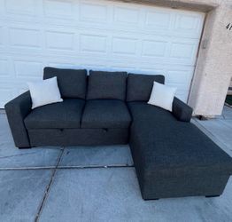 Like New Pull-Out Sleeper Sofa Bed