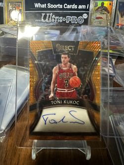 Tony Kukoc Select On Card Auto /35