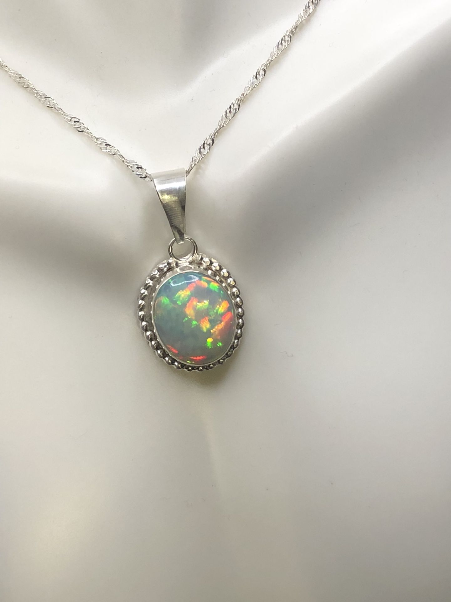 8956 Ethiopian Honeycomb Welo Opal 925 silver pendant on a  925 silver plated chain necklace 9.1ct 15x12x5.2mm oval Cabochon pendant