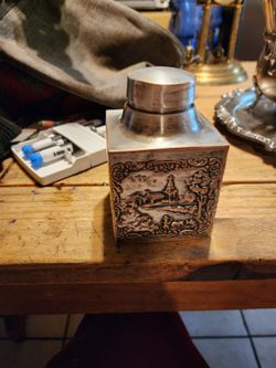Victorian tea caddy