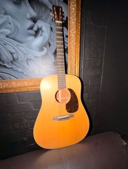 Martine D-18 Acoustic Guitar Spruce Wood Face And Beautiful Solid Mahogany Sides And Back