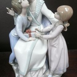 Lladro Mother's Day #05596