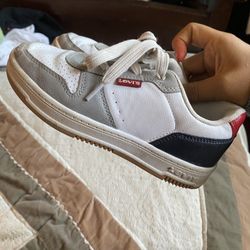 Kids Levi’s Shoes 