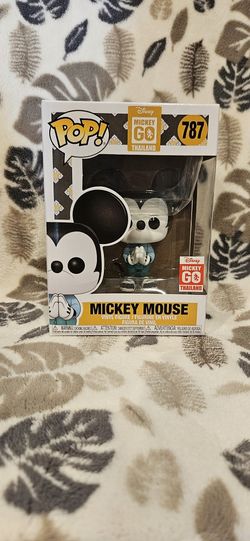  Funko Pop (Mickey Mouse Go Thailand)  . BTW Make An Offer 