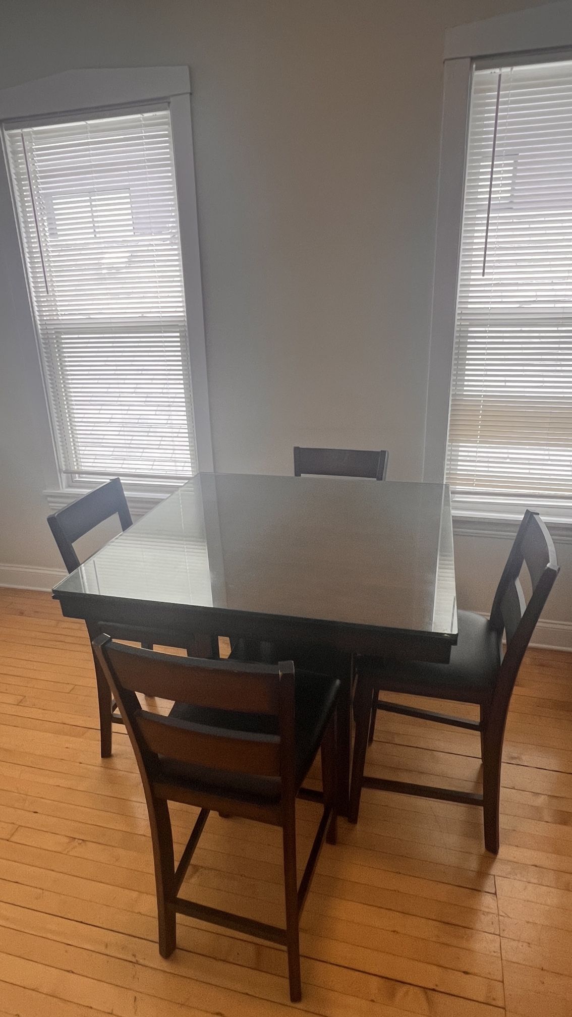 High Table With 4 Chairs