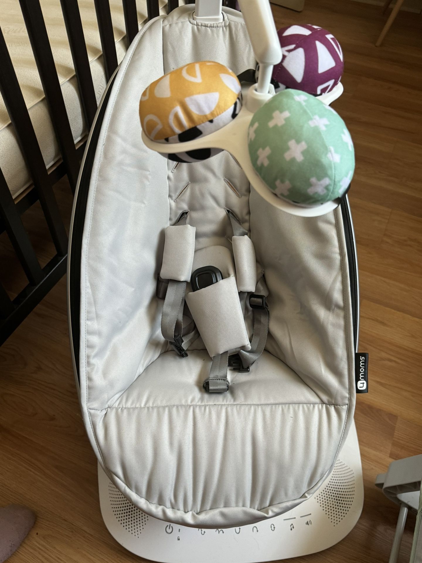4moms Mamaroo Baby Swing 