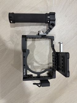 MagicRig Cage for Sony a7 II / a7R II / a7S II + Top Handle + NEEWER V-Mount Plate