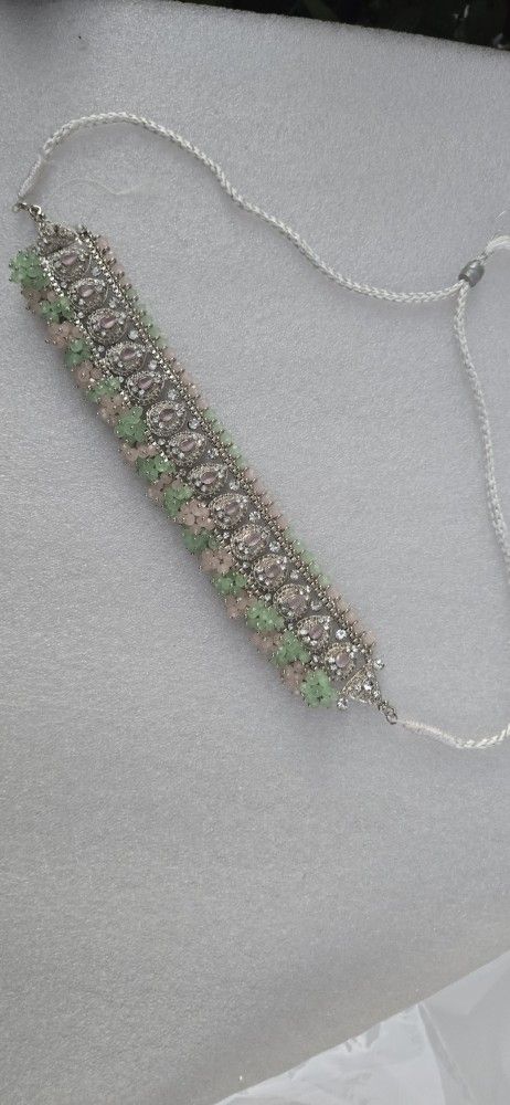 Heavy Chokers Set With Earings And Maang Teeka