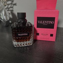 Valentino Intense Perfume