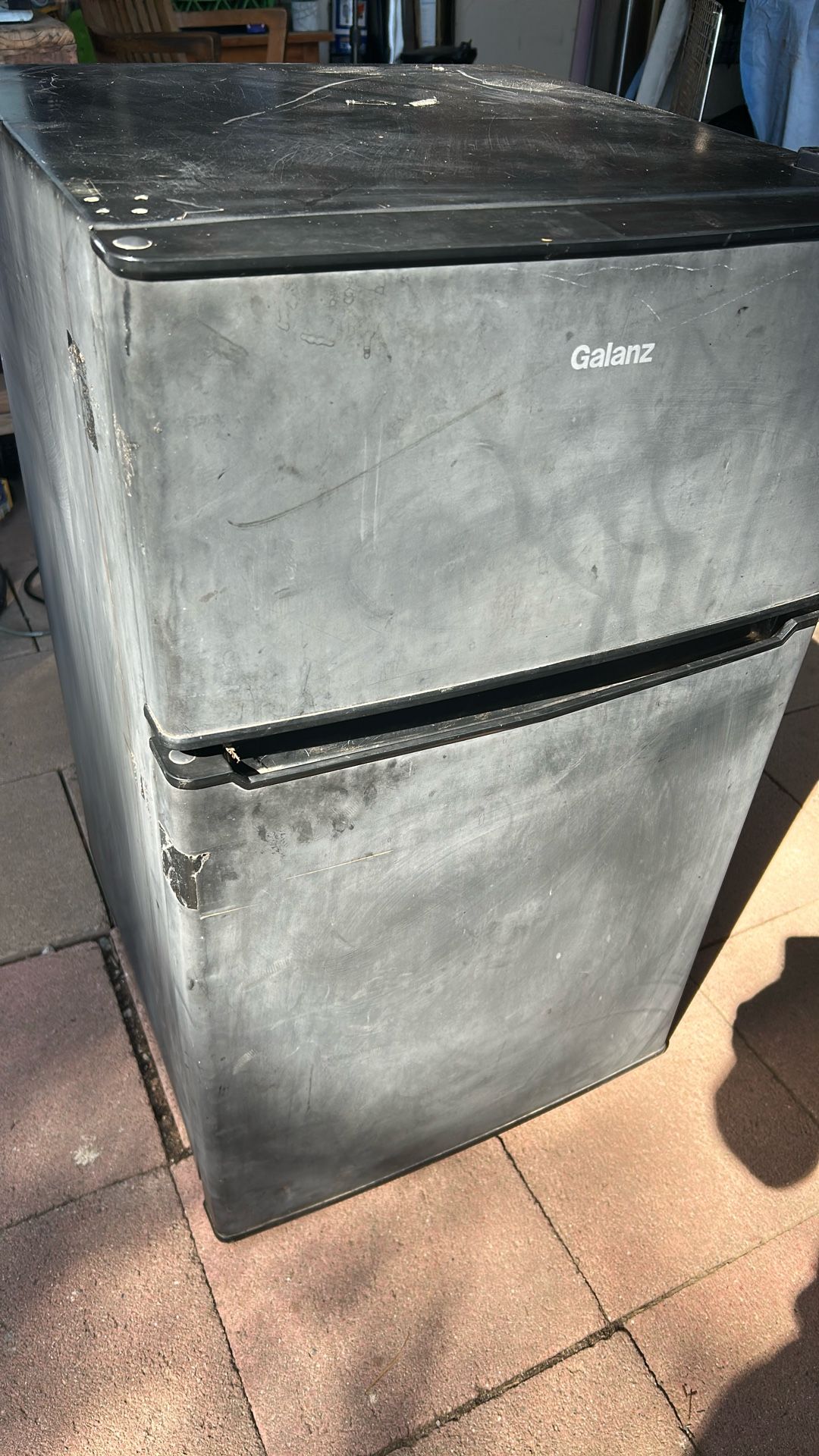 Mini Fridge 