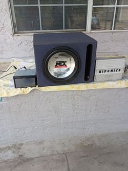 Car sound system deal ( included is amp, sub woof and stereo