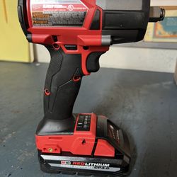New MILWAUKEE 18v GEN-2 MID TORQUE 1/2” IMPACT WRENCH w/FRICTION RING.  