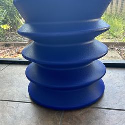ErgoErgo Blue Chair/ Stool. Fidget, ADHD