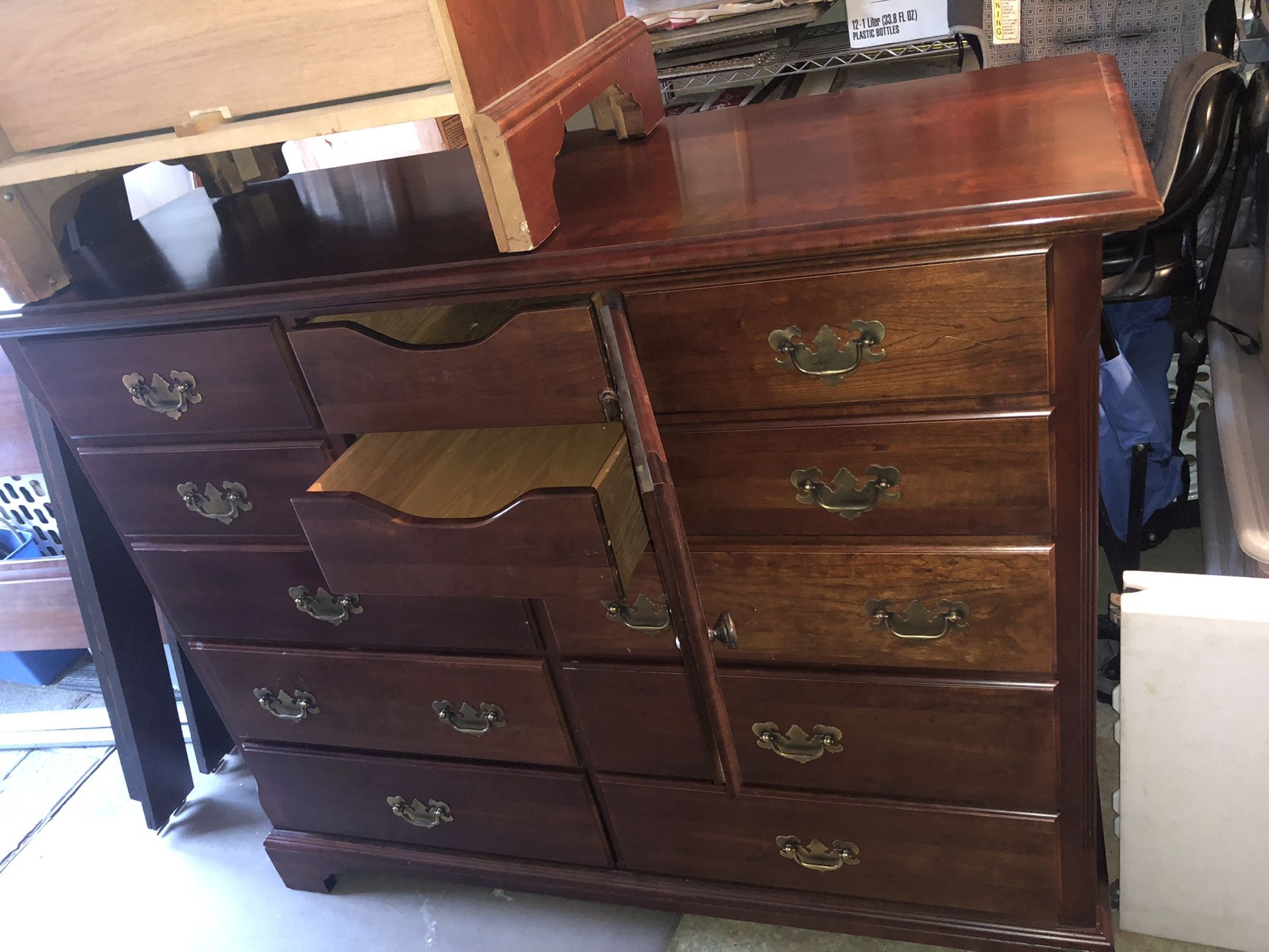 Bed frame And Chest Of Drawers With Nightstand 