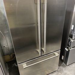 GE Monogram Stainless Steel ENERGY STAR 23.1 Cu. Ft. Counter Depth French Door Refrigerator 