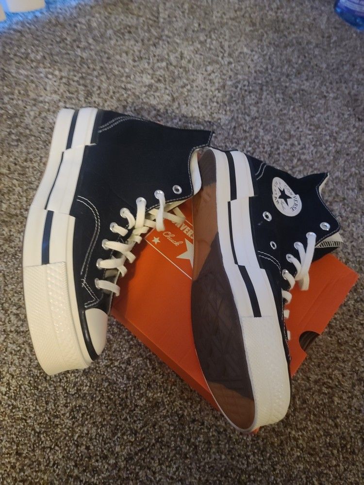 Chuck 70 Plus Hi. Size 9 New Never Worn.