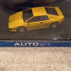 AUTOart Lotus Esprit Turbo Yellow 1:43 Diecast Car