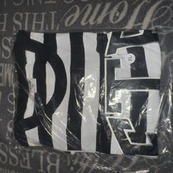 STRIPED ARCH LOGO TEE (BLACK) 